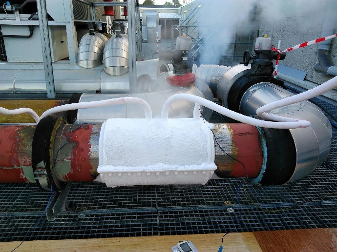 Obturation par cryogénisation d'une tuyauterie Obturation par cryogénisation d'une tuyauterie